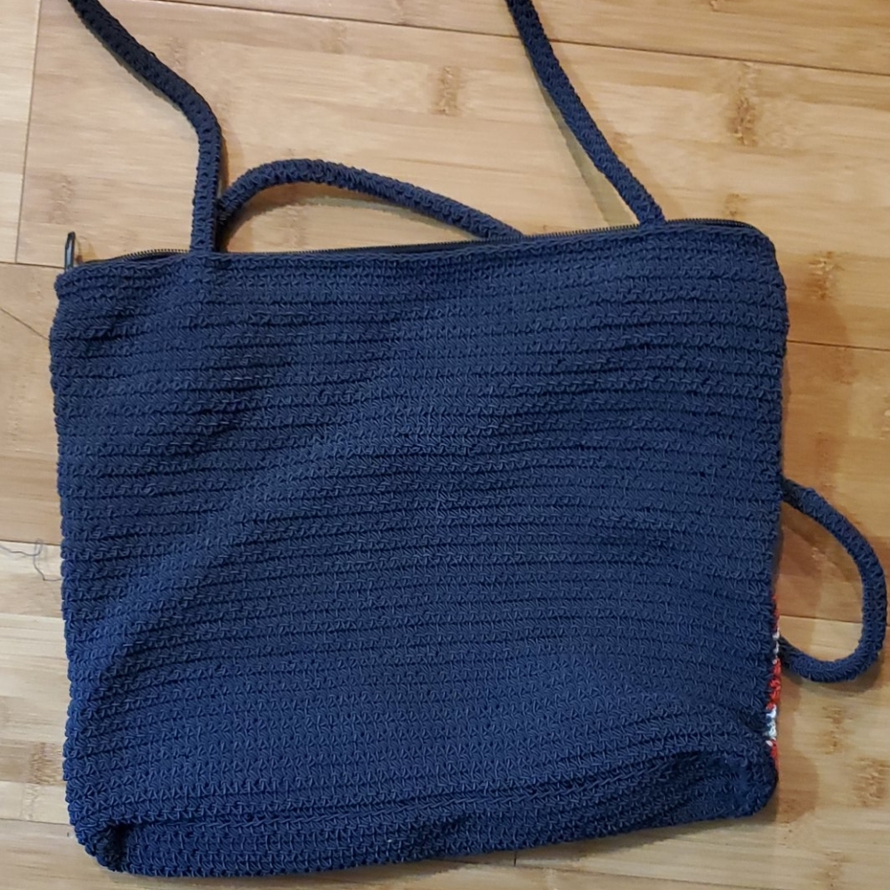 Patriotic Crocheted American Flag Bag - Picture 3 of 3